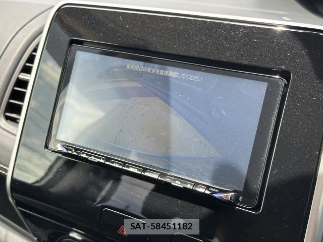Nissan SERENA 2016-12 8551419-5