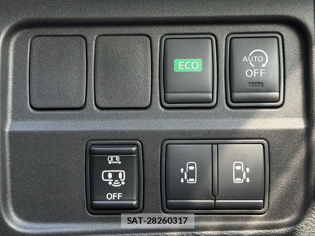 Nissan SERENA 2016-09 8551430-5