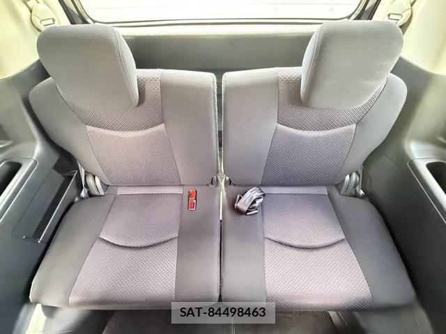 Nissan SERENA 2012-08 8551431-12