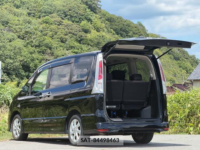 Nissan SERENA 2012-08 8551431-15
