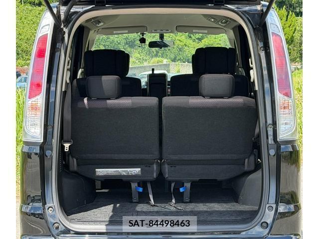 Nissan SERENA 2012-08 8551431-16