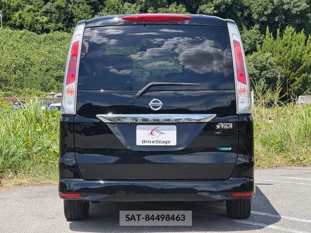 Nissan SERENA 2012-08 8551431-18