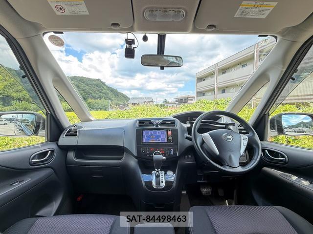 Nissan SERENA 2012-08 8551431-2
