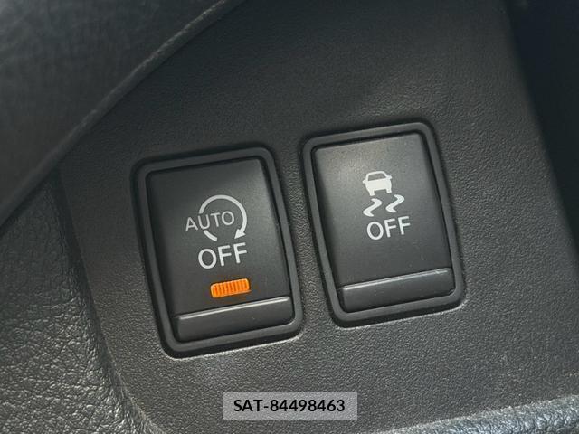 Nissan SERENA 2012-08 8551431-9