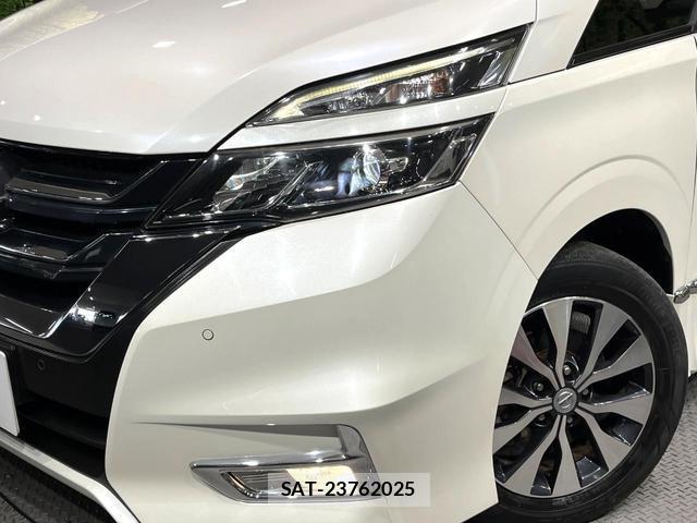 Nissan SERENA 2016-10 8551911-11