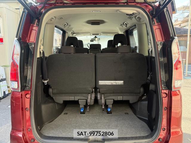 Nissan SERENA 2017-03 8552149-10