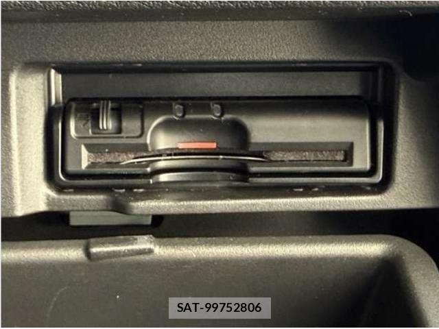 Nissan SERENA 2017-03 8552149-19