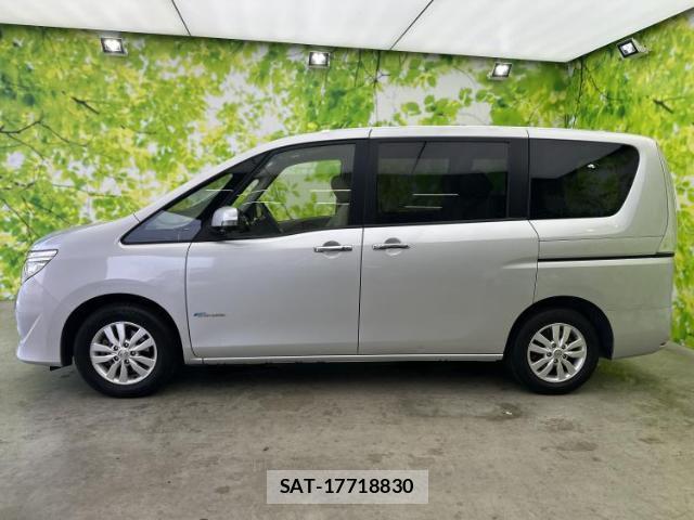 Nissan SERENA 2014-10 8552228-1