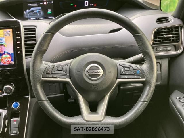 Nissan SERENA 2022-06 8552583-13