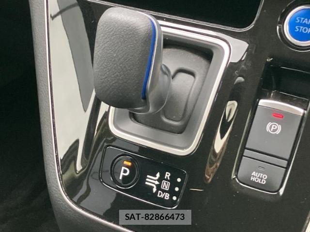 Nissan SERENA 2022-06 8552583-16