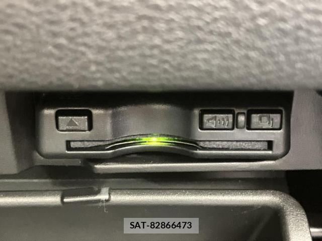 Nissan SERENA 2022-06 8552583-17
