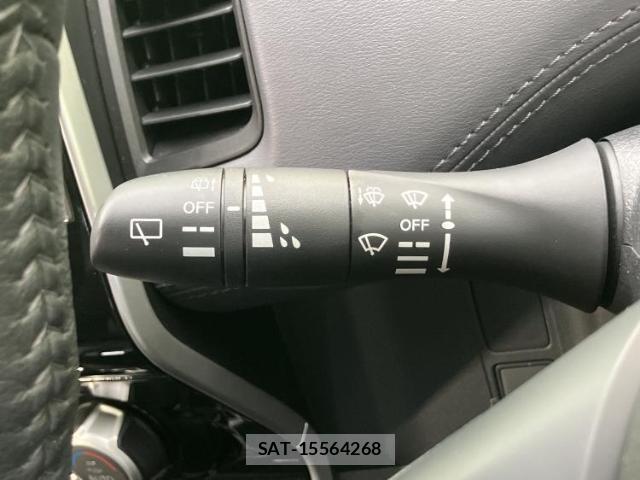 Nissan SERENA 2020-01 8552615-16
