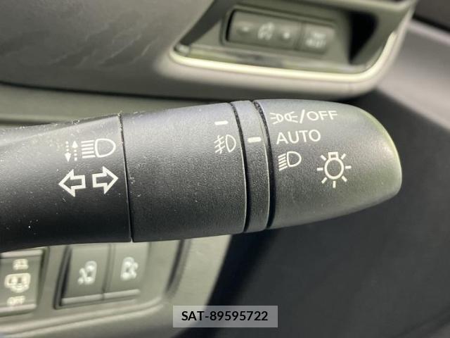 Nissan SERENA 2022-03 8552684-16