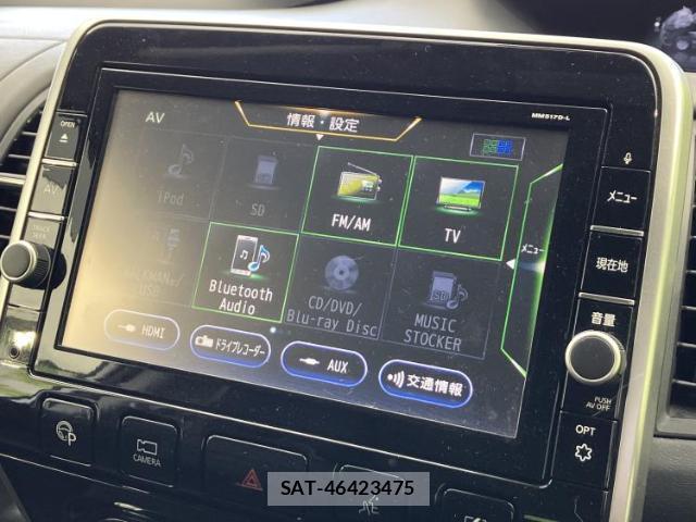 Nissan SERENA 2018-03 8552689-10
