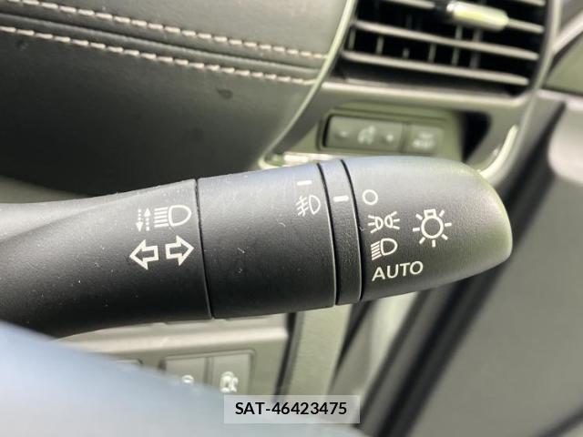 Nissan SERENA 2018-03 8552689-15