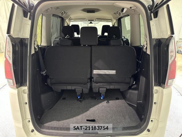Nissan SERENA 2019-07 8552789-18