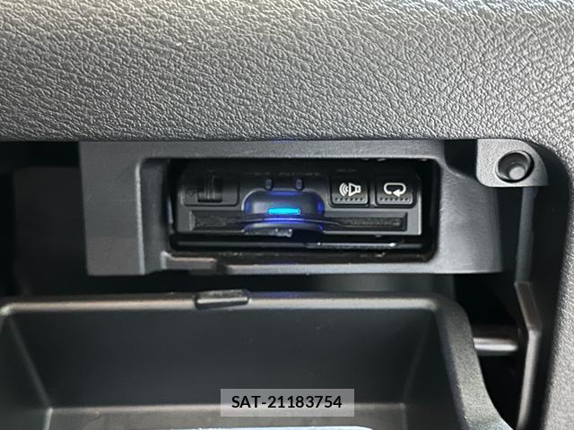 Nissan SERENA 2019-07 8552789-4