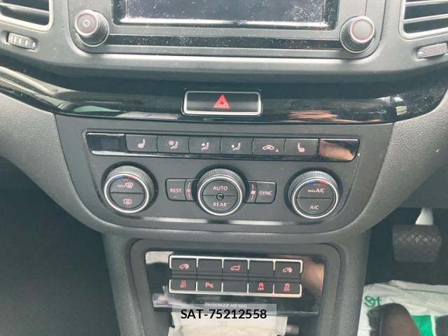 VolksWagen SHARAN 2021-06 8547620-17
