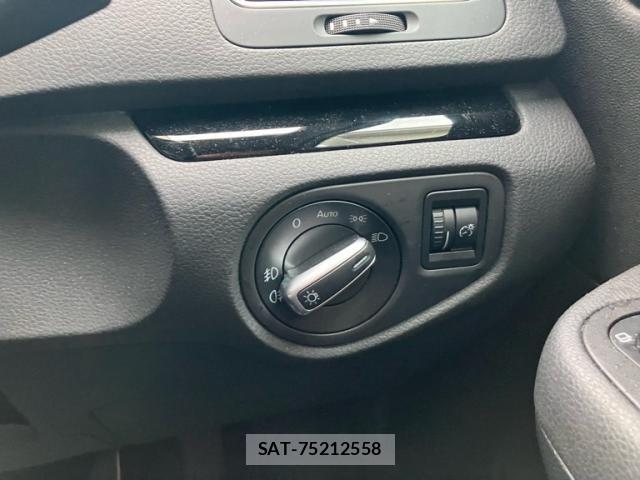 VolksWagen SHARAN 2021-06 8547620-19
