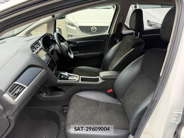 Honda SHUTTLE 2016-01 8551873-12