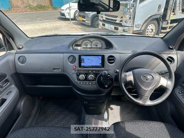 Toyota SIENTA 2014-03 8545493-1