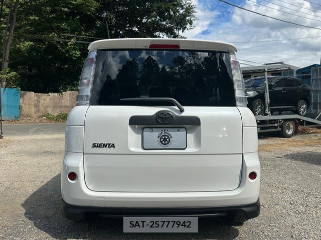Toyota SIENTA 2014-03 8545493-6