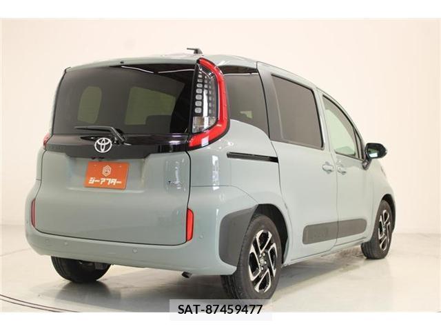 Toyota SIENTA 2024-12 8545783-11