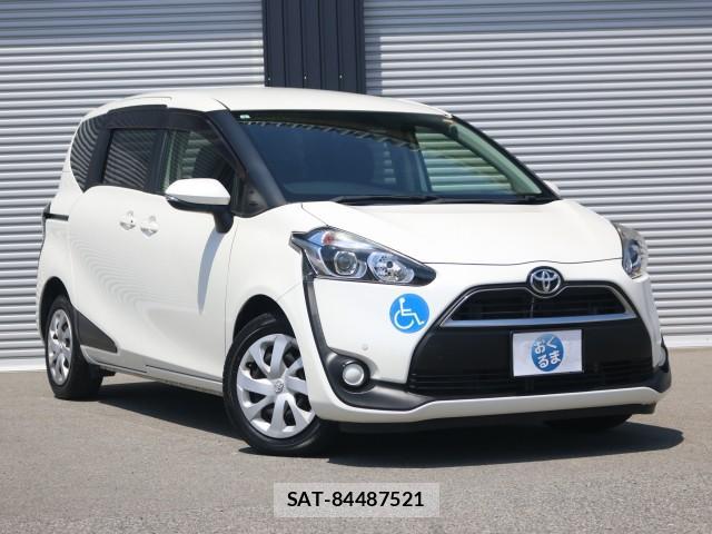 Toyota SIENTA 2015-09 8545899-11