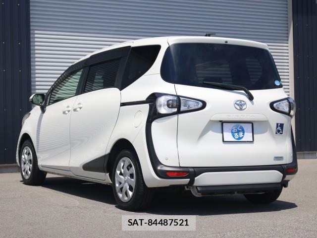 Toyota SIENTA 2015-09 8545899-14