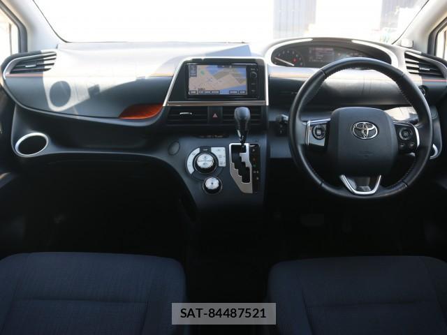 Toyota SIENTA 2015-09 8545899-2