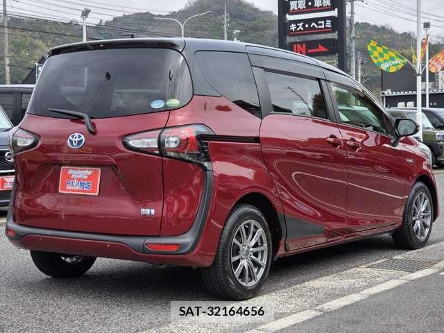 Toyota SIENTA 2019-06 8546127-1