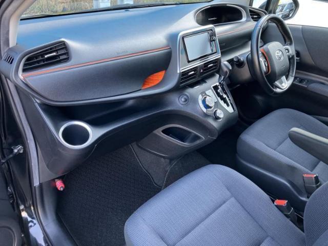 Toyota SIENTA 2016-03 8546162-6