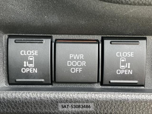 Toyota SIENTA 2023-06 8546164-17
