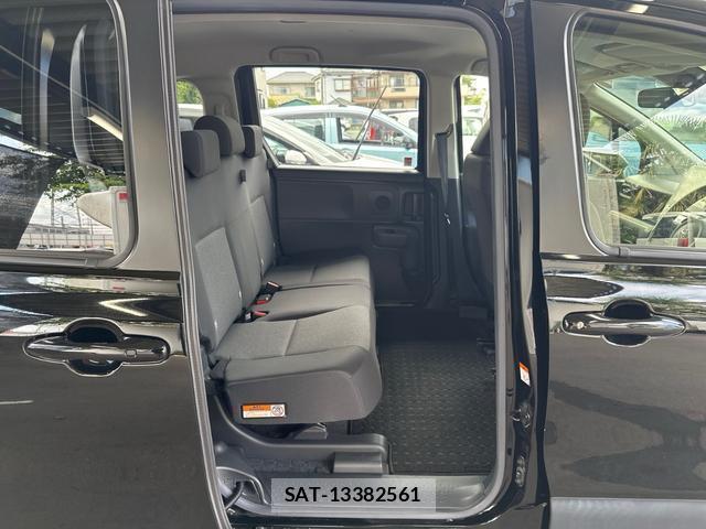 Toyota SIENTA 2023-05 8546177-12