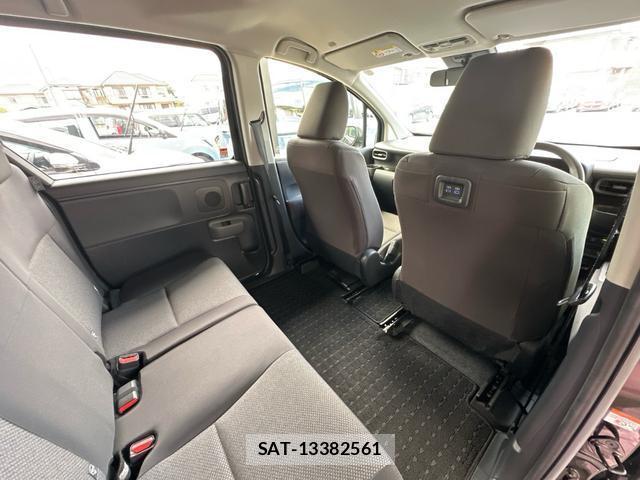 Toyota SIENTA 2023-05 8546177-14