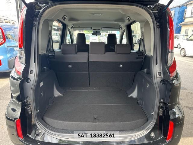 Toyota SIENTA 2023-05 8546177-15
