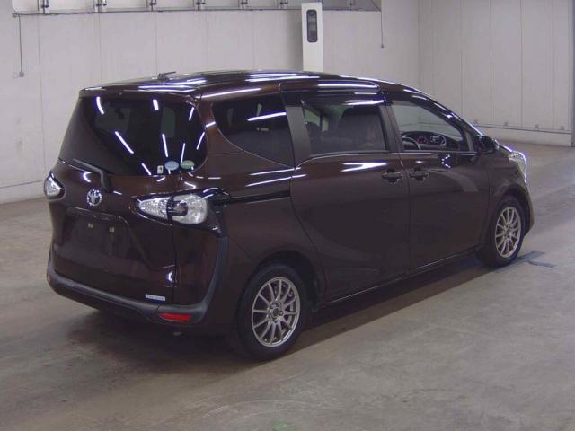 Toyota SIENTA 2016-12 8546415-4