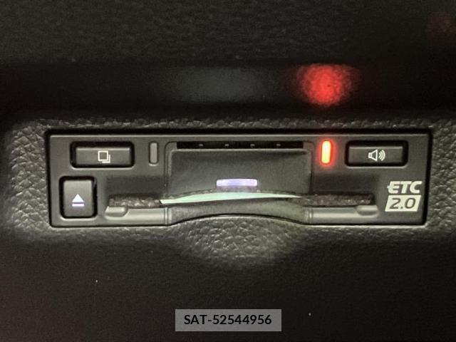 Toyota SIENTA 2026-05 8546815-15
