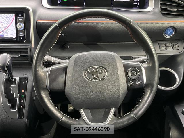 Toyota SIENTA 2017-10 8546859-10