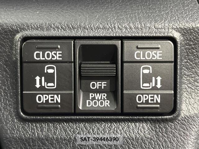 Toyota SIENTA 2017-10 8546859-4