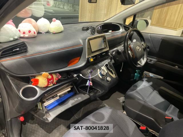 Toyota SIENTA 2015-10 8547439-9