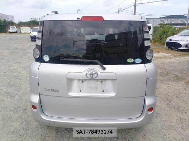 Toyota SIENTA 2007-03 8547513-1