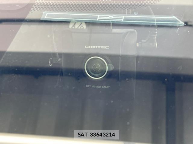 Toyota SIENTA 2018-10 8549009-6