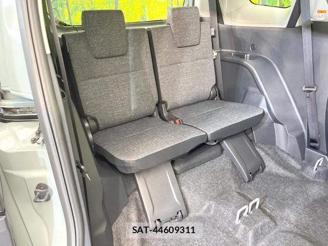Toyota SIENTA 2026-05 8549712-8