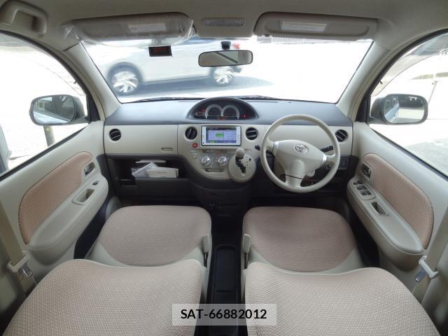 Toyota SIENTA 2013-05 8549725-2