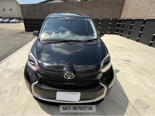 Toyota SIENTA 2022-10 8550031-17