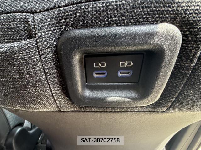 Toyota SIENTA 2022-10 8550031-18