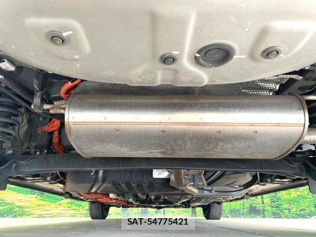 Toyota SIENTA 2023-08 8550691-18