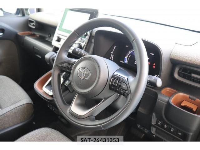 Toyota SIENTA 2022-11 8550996-10