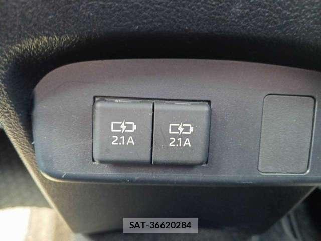 Toyota SIENTA 2018-11 8551088-16